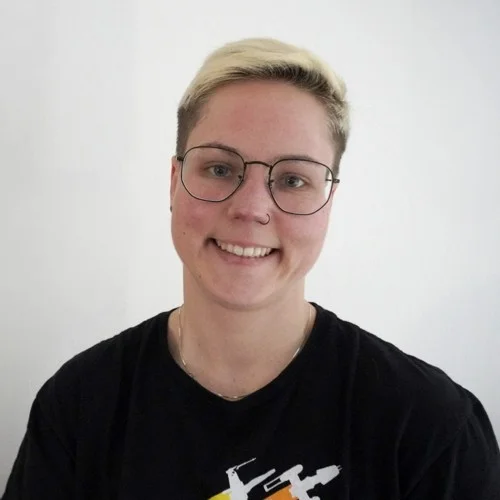 This image shows Vero Betzel